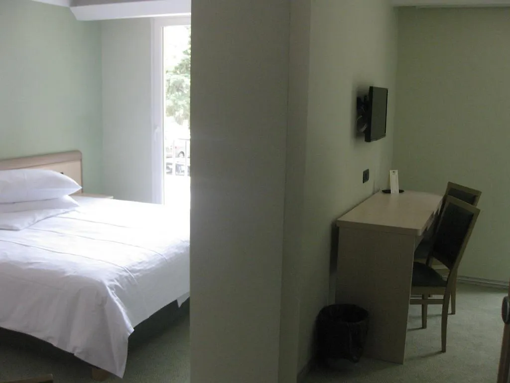 Hotel Kimen - Annex Cres 3*,